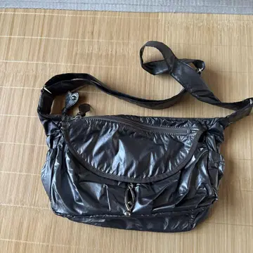 새상품급 cooga 백