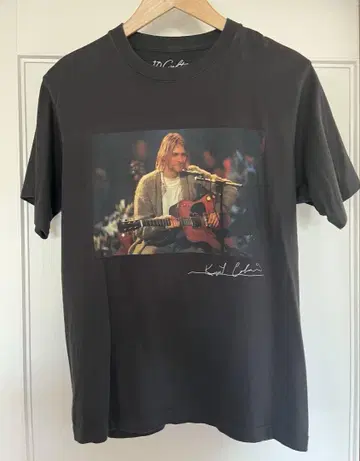 Kurt Cobain 티셔츠 10Culture