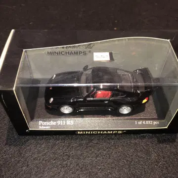 MINICHAMPS 포르쉐 911 RS 블랙