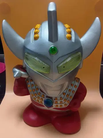울트라맨 타로 거대 저금통 전체 높이 약 35cm