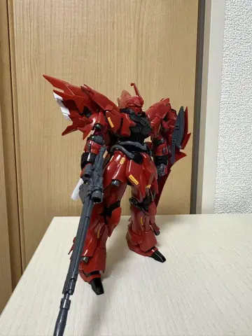 [조립 완료, 박스 포함] HG 시난주 MSN-06S SINANJU