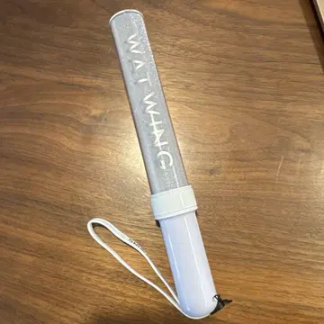WAT WING 응원봉 화이트