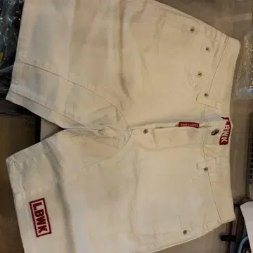 LBWK 화이트 숏 팬츠 XL