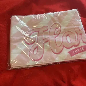 CUTIE STREET 사쿠라바 하야카 타월