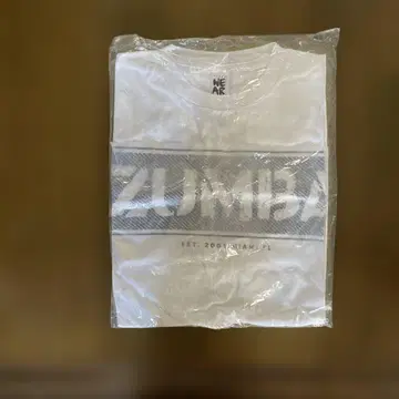 ZUMBA 화이트 티셔츠
