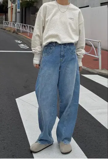 Eongul 욘글 Curvy Denim 블루