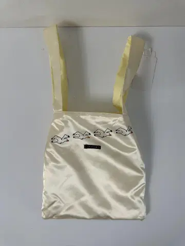 LUDLOW 스완 자수 새틴 백