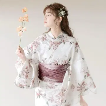 Dita 유카타  고토의 환상 꽃이 피다