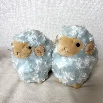 양 봉제 인형 2개