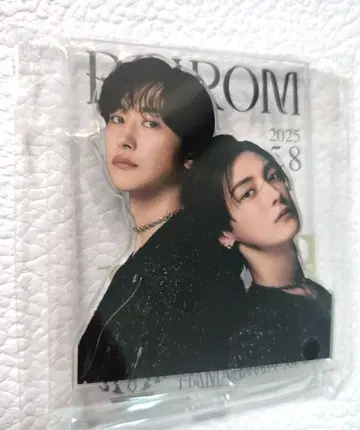 ROIROM 아크릴 스탠드 오늘 발송