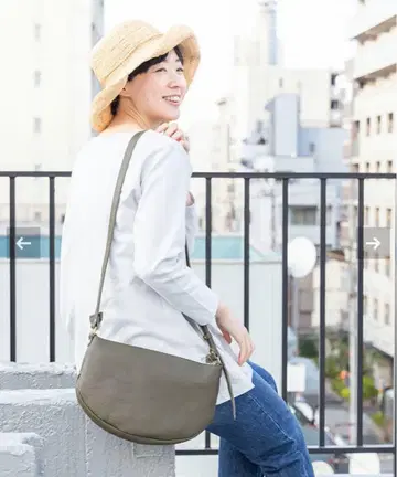 새상품 kanmi 칸미 피타빵 숄더백 그레이