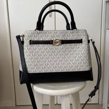 Michael Kors 로고 토트백
