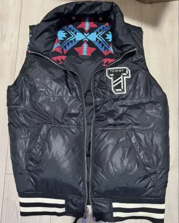 TOMMY 기하학 패턴 베스트 리버서블