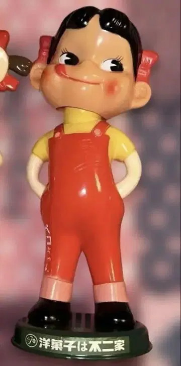 후지야 밀키 페코짱 인형 목 흔들기 2종