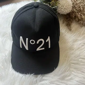 새상품급   N21 캡 로고 모자 블랙