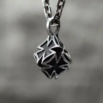 Silver925 제작 이부시 아이언 크로스 다이스 참 실버925