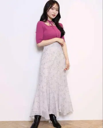 MERCURYDUO 주이 플라워 에스카르고 스커트 아이보리 M 사이즈