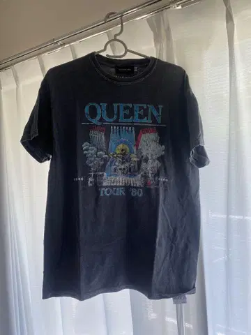 QUEEN TOUR '80 티셔츠 다크 그레이
