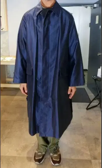 AUBERGE / DM 맥 몰스킨 코트