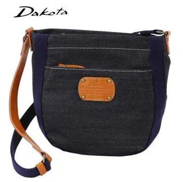 미사용 새상품 Dakota (다코타) 피트 숄더백 블루
