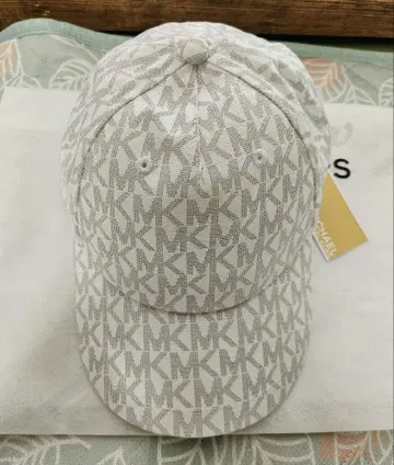 Michael Kors 여성용 캡
