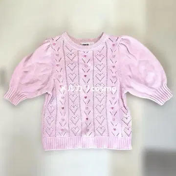 퍼퍼 FUR FUR 하트 자수 아일렛 니트 PK 핑크