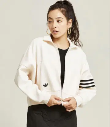 아디다스 adidas Neuclassics 여성용 저리 XL 화이트