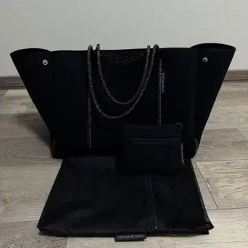 State of escape escape tote black