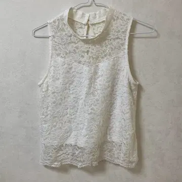 INGNI 아이보리 레이스 슬리브리스 셔츠