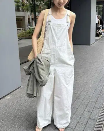 Spick and Span 립스탑 오버롤 화이트