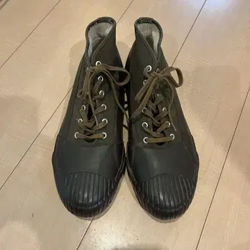 문스타 방수 하이컷 신발