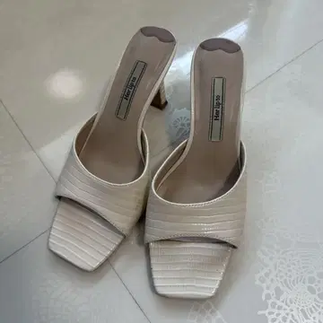 하자품 herlipto Square-Toe Mules 37