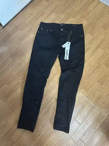PURPLE BRAND 블랙 데님 팬츠 P001 슬림핏