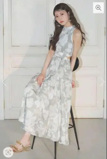 rienda 홀터넥 개더 플레어 원피스