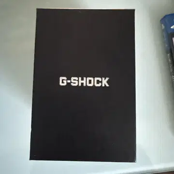 G-SHOCK 블랙/레드 손목시계