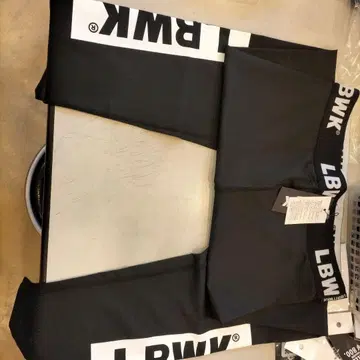 LBWK 블랙 레깅스 L 사이즈