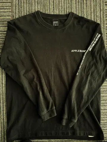 APPLEBUM 롱T