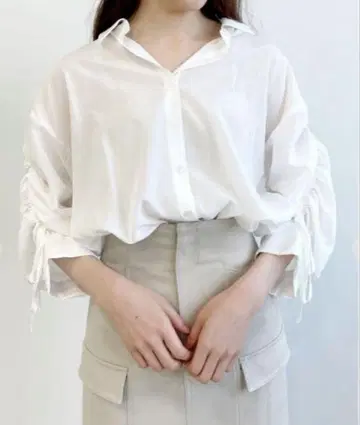 리리안 캐럿 LILLIAN CARAT 드로스트 슬리브 셔츠