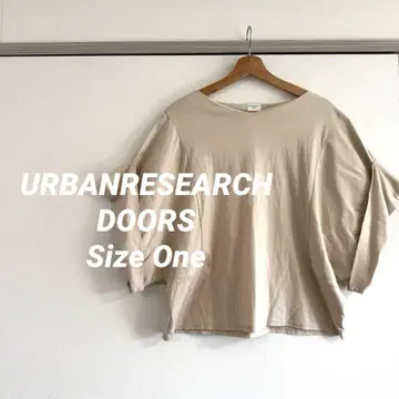 URBANRESEARCHDOORS 베이지 티셔츠 반팔 변형 슬리브 풀오버