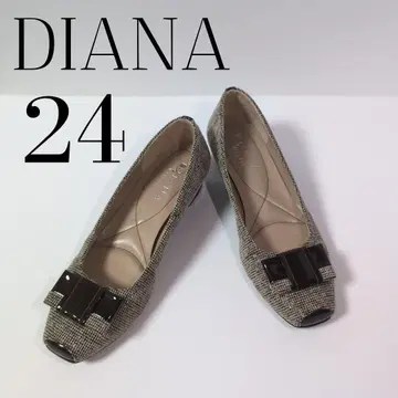 DIANA 체크 무늬 플랫슈즈