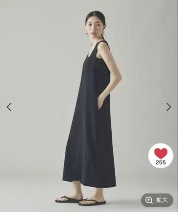 캘런솔로지 새틴 사브레 탱크탑 원피스 블랙