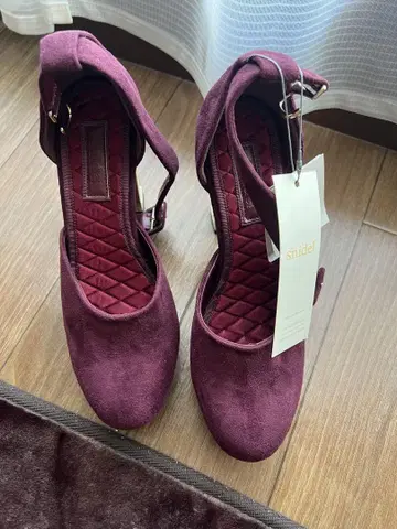 snidel 버건디 앵클 스트랩 하이힐