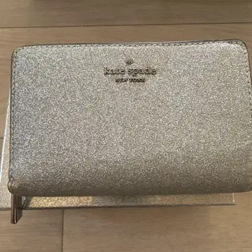kate spade 라메 믹스 실버 접이식 지갑