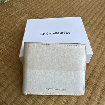CK CALVIN KLEIN 접이식 지갑 화이트