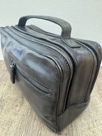 벨루티 포뮬러 1002 클러치백 블랙 프랑스제 천연 가죽
