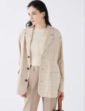 Mila Owen 베이지 체크 무늬 자켓