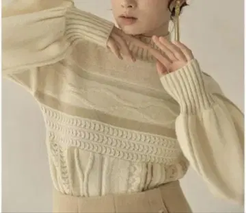 새상품 eaphi strata design knit 아이보리