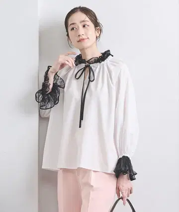 유나이티드 애로우즈 레이스 플리츠 프릴 블라우스