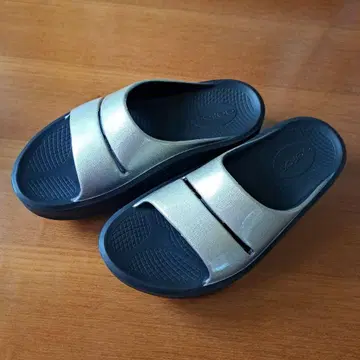OOFOS 우포스 우메가 리커버리 샌들 24cm