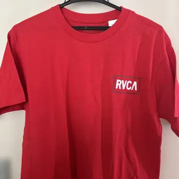 새상품 RVCA 레드 티셔츠 S 사이즈